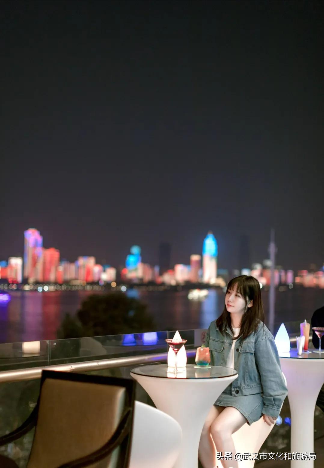 武汉长江灯光秀最佳观赏地点,武汉长江灯光秀时刻表