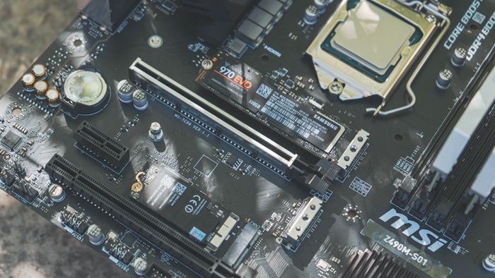 #试吃黑苹果BigSur——机械大师C28手提箱装机