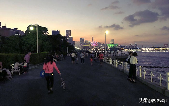 游戏中场景还原,人中之龙7横滨迷宫刷经验