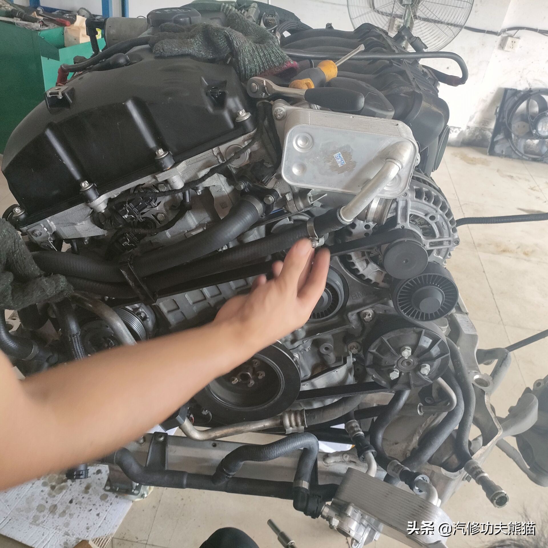 e90宝马325i容易烧机油,宝马e90325i烧机油能修好吗