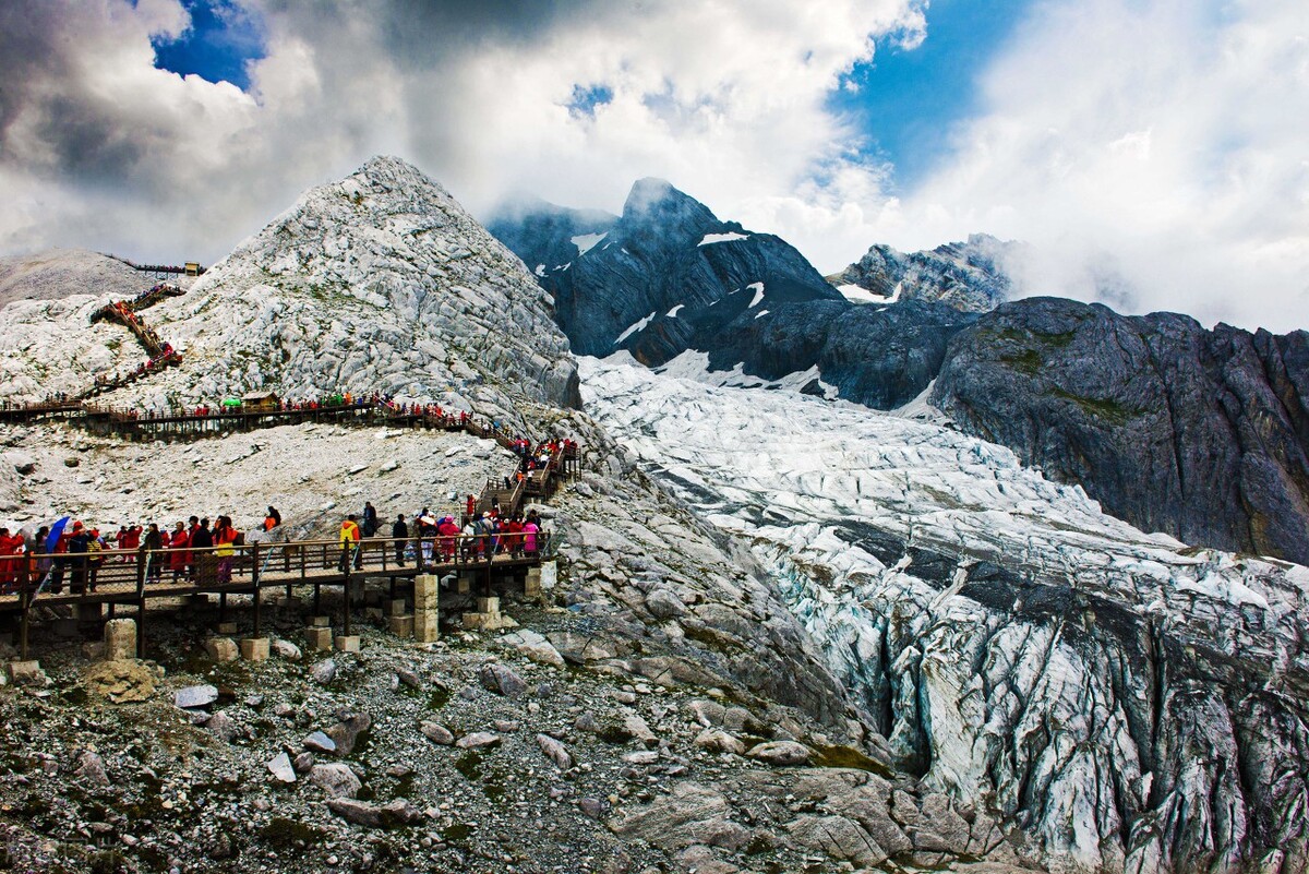 苍山和梅里雪山,苍山梅里雪山旅游