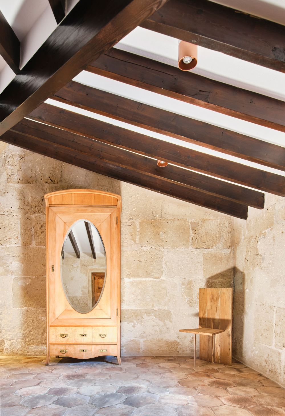 旧屋如何翻新装修,旧屋怎么能让它焕然一新