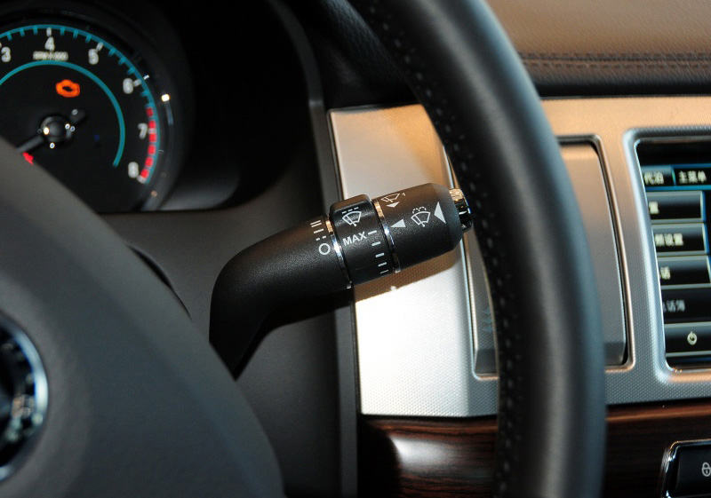 英伦捷豹xfl,捷豹六折轿车