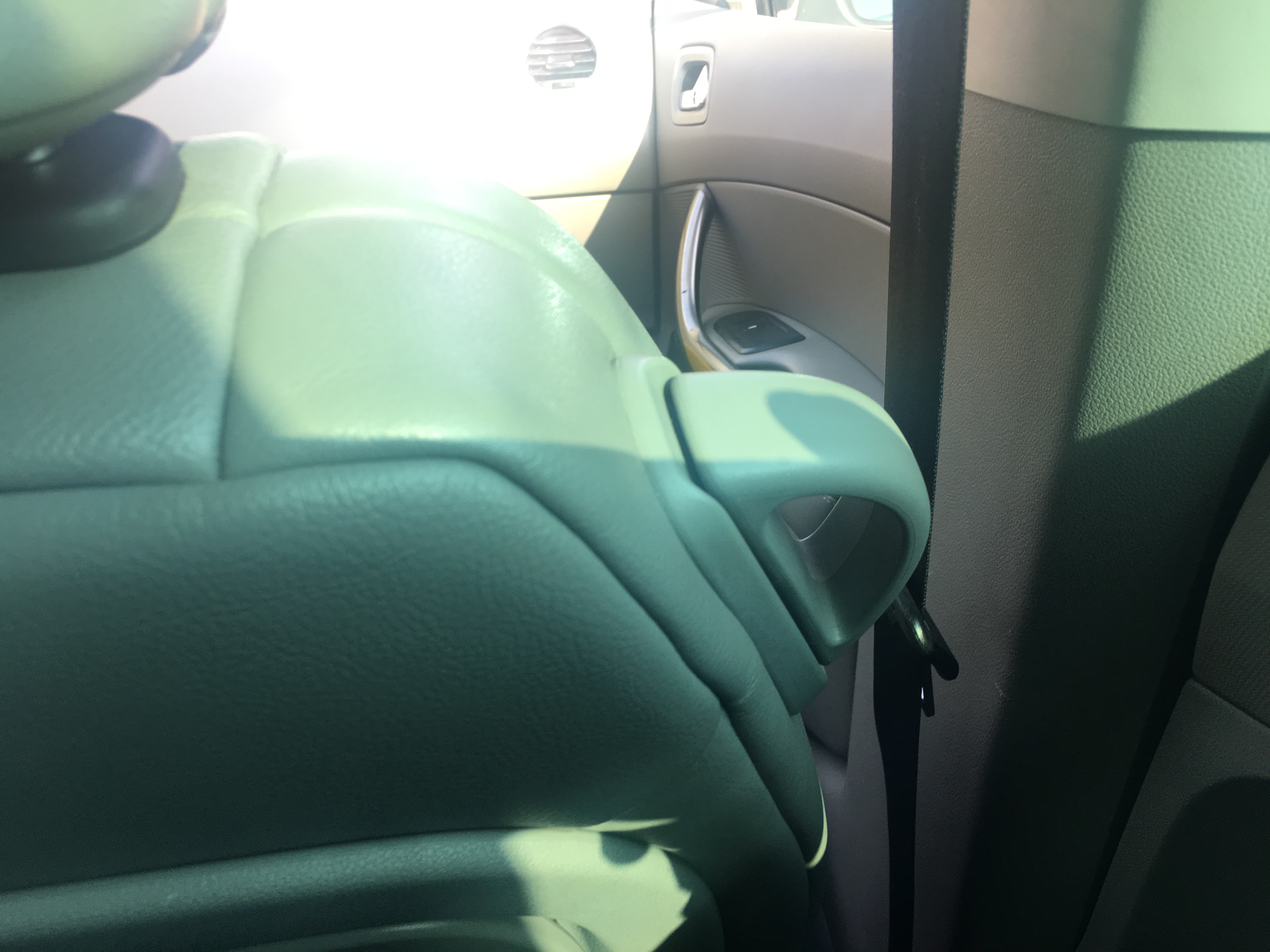 法系车老款标致308,标致308sw算b级车