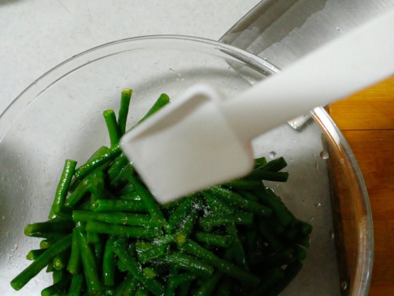 豇豆吃起来嫩,豇豆怎么腌才能脆嫩