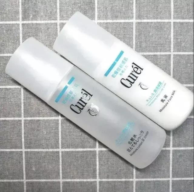 水乳红黑榜肤漾,水乳红黑榜油皮