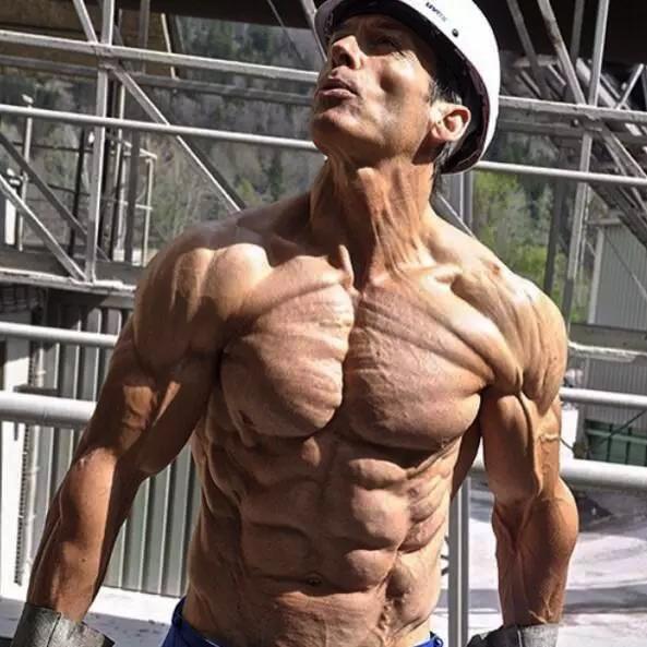 人类体脂率多少能看到肌肉,人类体重极限在哪