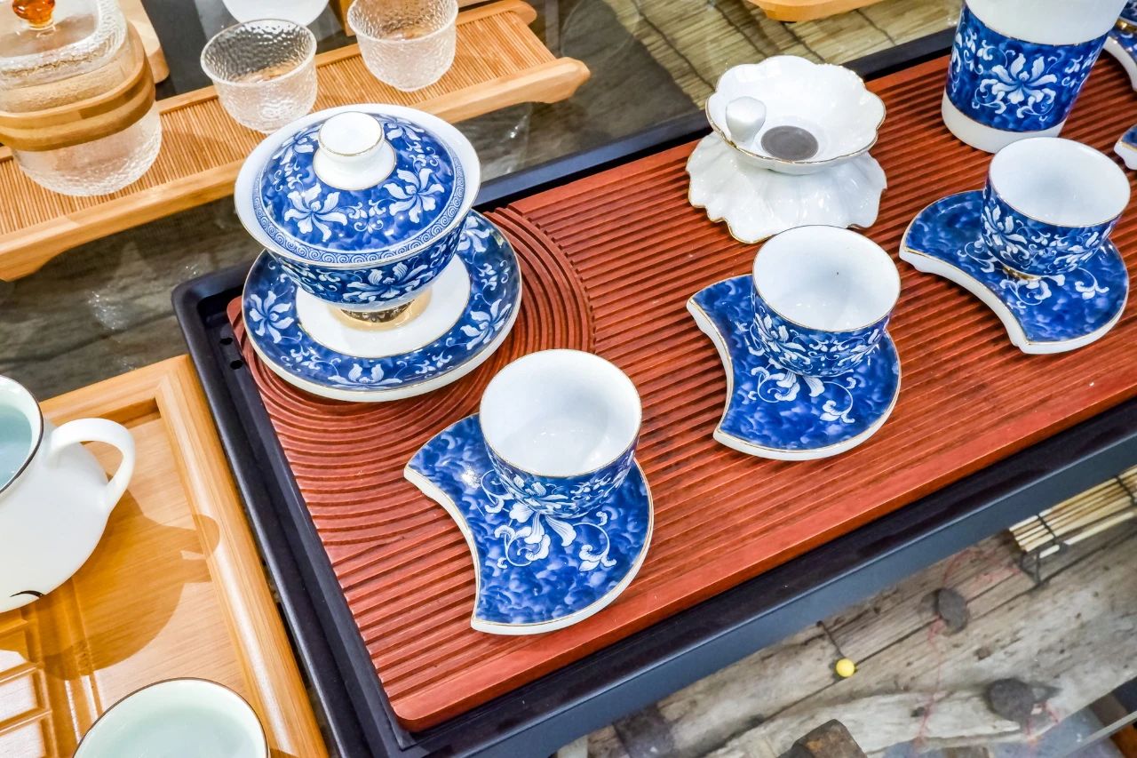 郑州人买衣服去哪儿,郑州人买电器去哪里