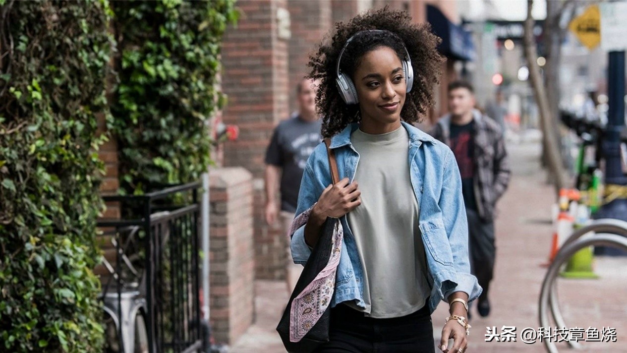 换了个更贵的耳机反而听不见脚步,换一个好的耳机值得吗