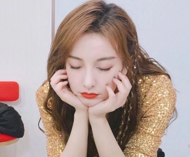 潘玮柏吴昕快本视频,明星吴昕退出快本了吗