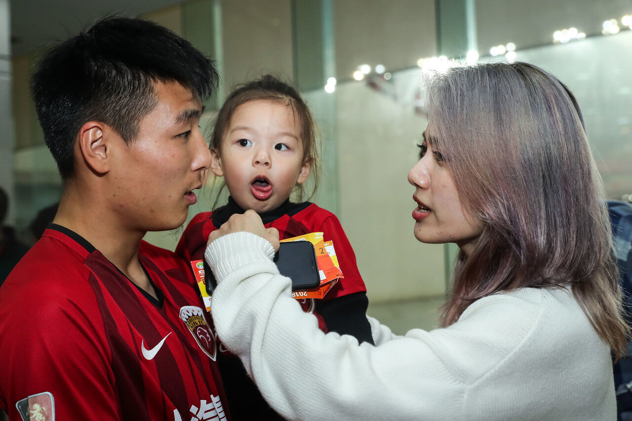 武磊回应是否留洋视频,武磊回应留洋无球可踢