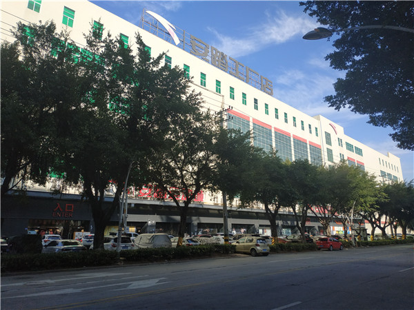 晋江鞋都安踏,福建晋江李宁安踏运动鞋