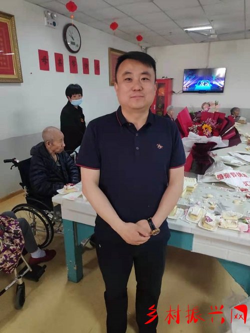 浓浓汇爱情感恩母亲节：青岛即墨汇爱公益走访慰问华益德敬老院