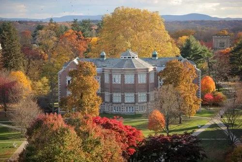 美国最贵大学学费排名,学费最低的美国名校