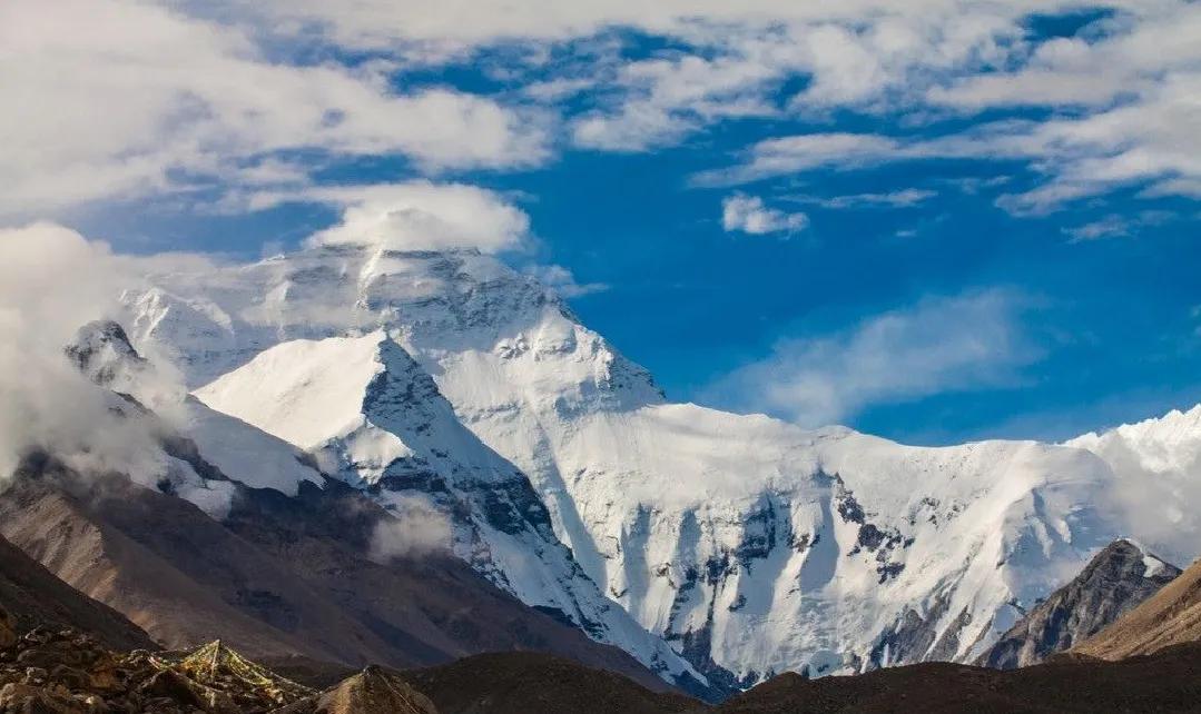 世界第一峰珠穆朗玛峰,珠穆朗玛峰最佳登峰时间