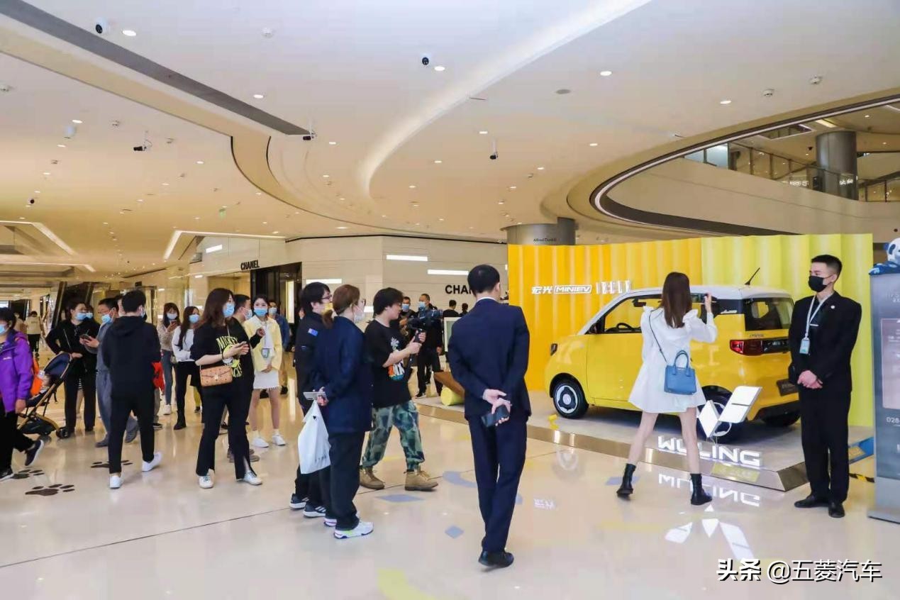 宏光miniev第三代马卡龙拉花,宏光miniev2021款马卡龙发布