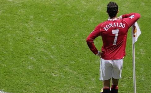 中场大师的作用莫德里奇,皮尔洛巅峰在哪支球队