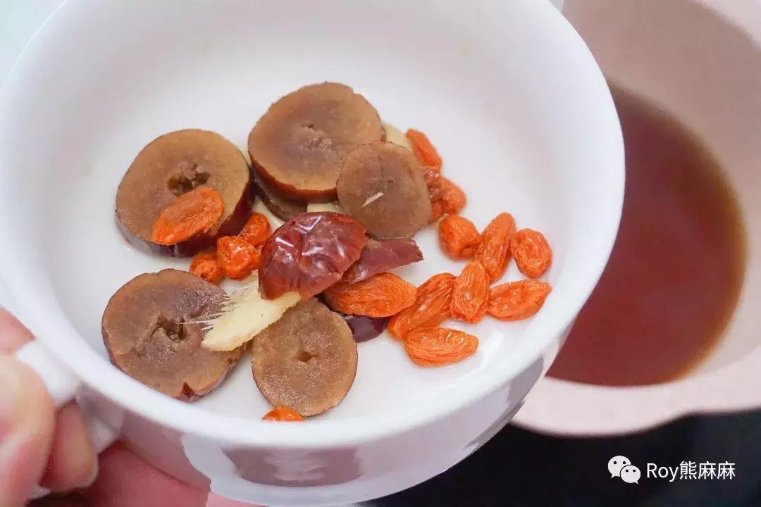 只会让你喝热水的男人,只会让你多喝热水的人