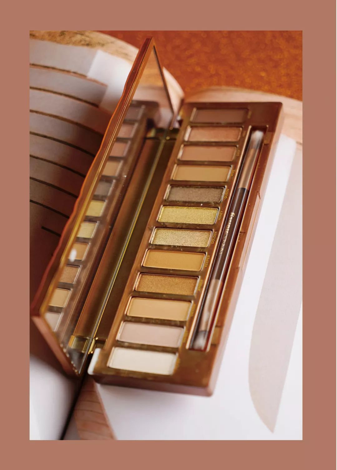 入秋了，准备换购买买买的你，不来看看本期眼霜+眼妆大合集嘛