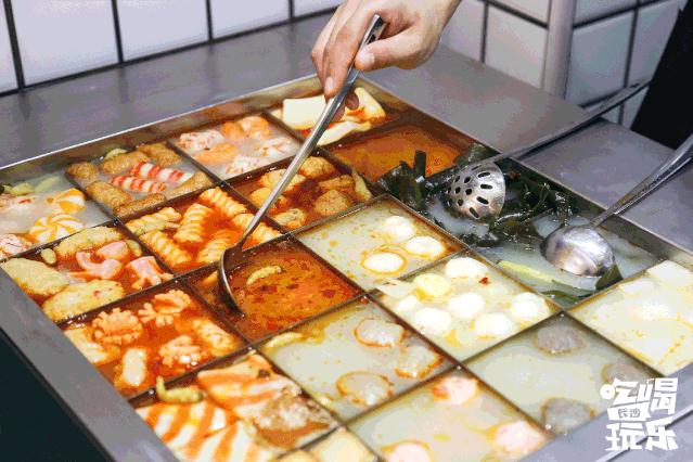 酷炫新地标!6m高巨型太空人登陆星城,开启未来进行时