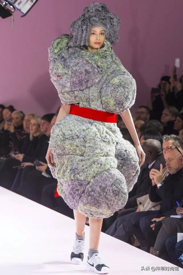 对不起是我不配什么梗,对不起是我不配伴奏