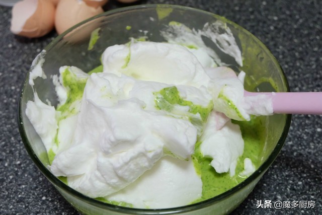 蛋糕的简单做法快来学习吧,蛋糕做起来简单又好吃