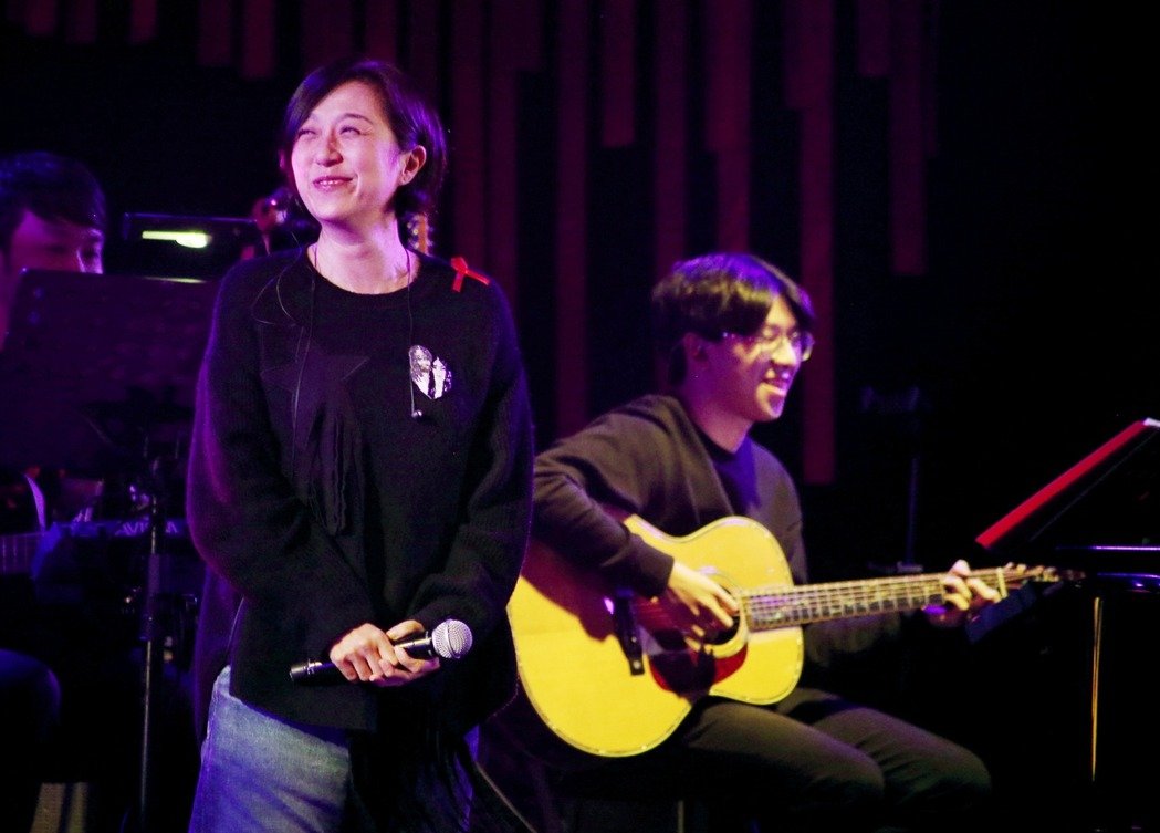 黄嘉千黄韵玲,黄韵玲内地综艺