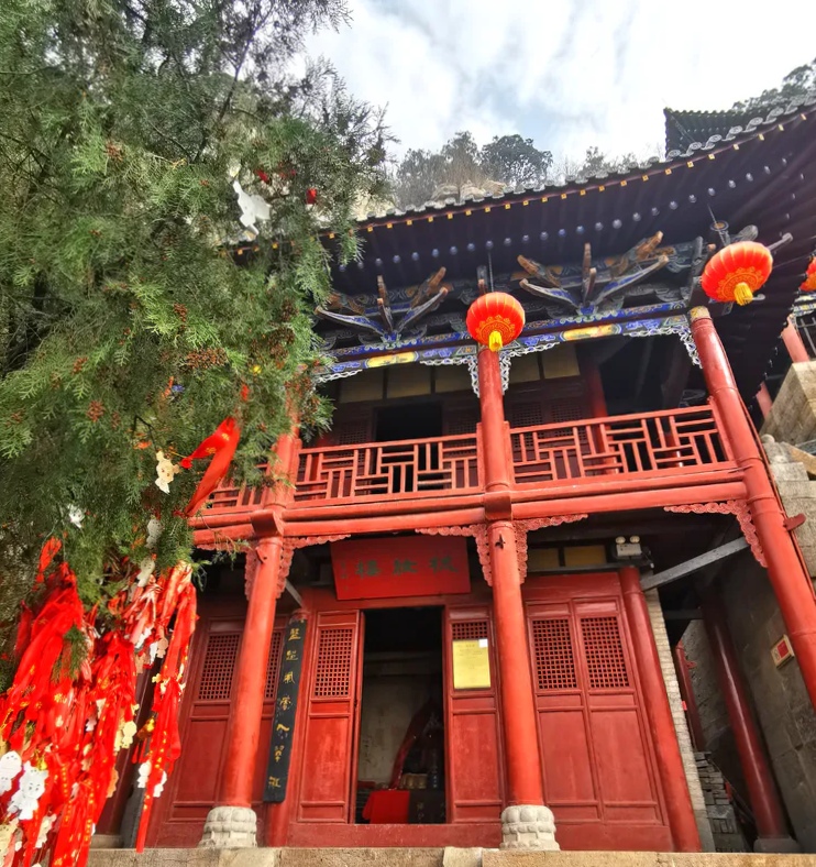 娲皇宫吊庙,娲皇宫为啥叫活楼吊庙