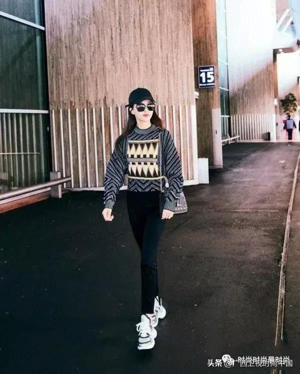 老爹鞋视觉上比较大怎么搭配,老爹鞋哪款好看舒适又百搭