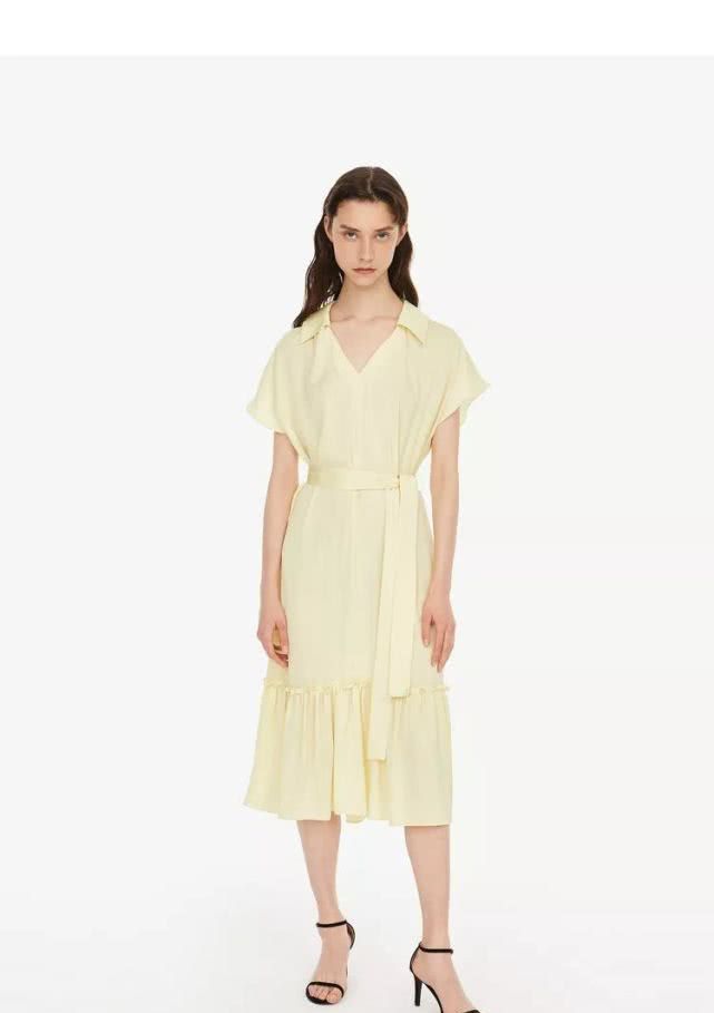 zara值得入手的连衣裙,zara新出的牛仔开叉连衣裙