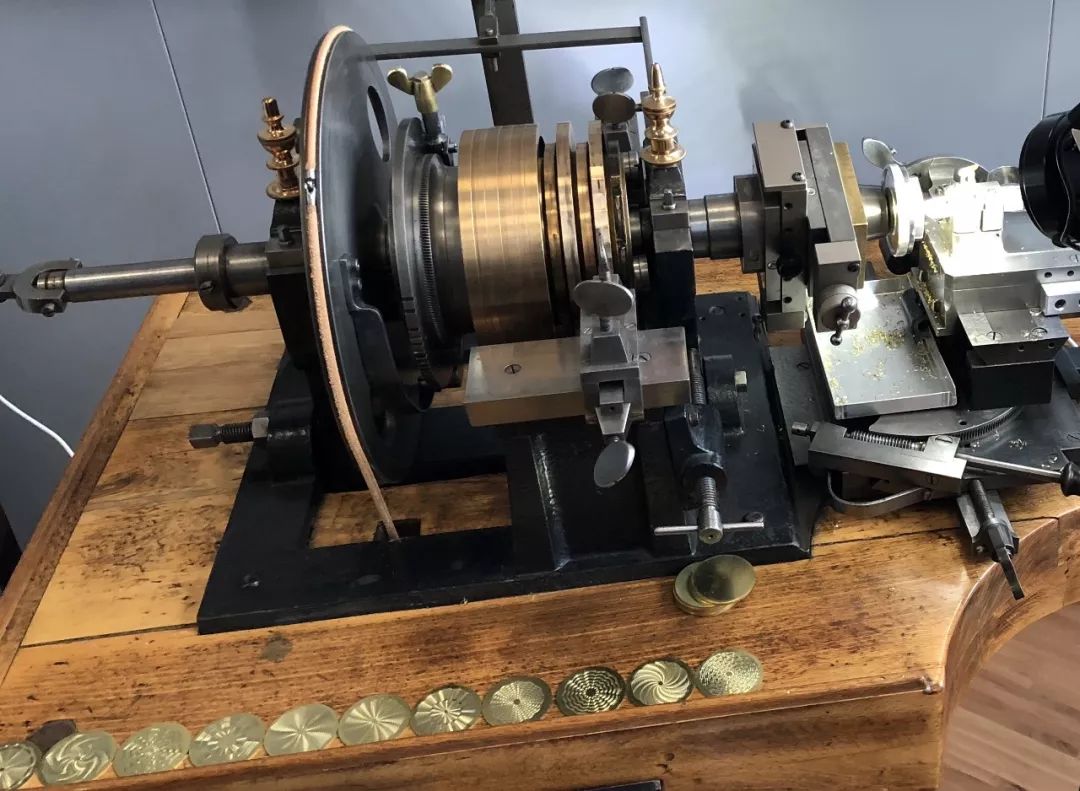 江诗丹顿美国1921腕表价格,最便宜的江诗丹顿女士腕表推荐