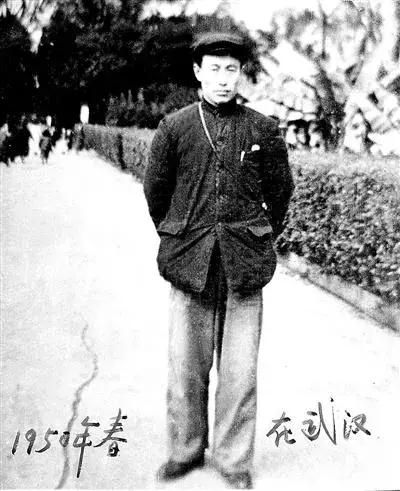 郭小川诗选朗诵,郭小川50-70年代诗歌