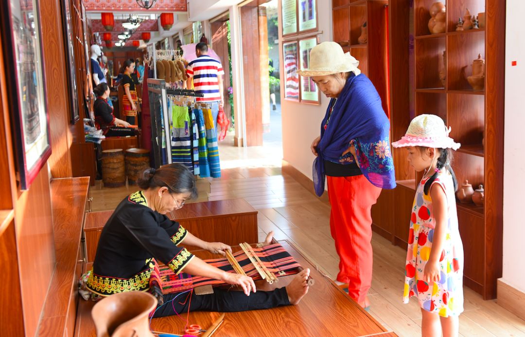 天涯海角游览区中的浪漫天涯,天涯海角旅游区评价