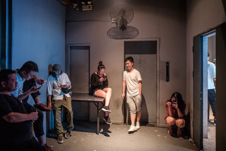 擅长社交却不喜欢交朋友,交际花好还是不会交际好