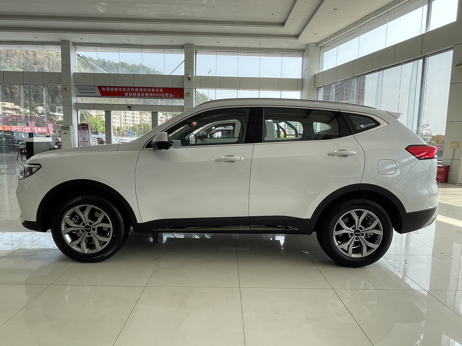 h6国潮版冠军版和国潮gt版区别,哈弗h6国潮版与国潮冠军版哪个好