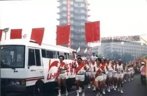 体操王子李宁本人现状,李宁个人简介体操王子