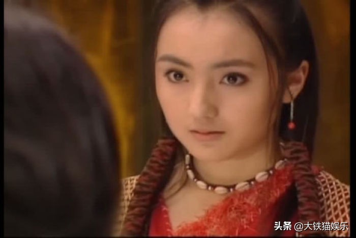 10对撞名的女星，同名不同命，有人公开互撕，有人无辜被“连坐”