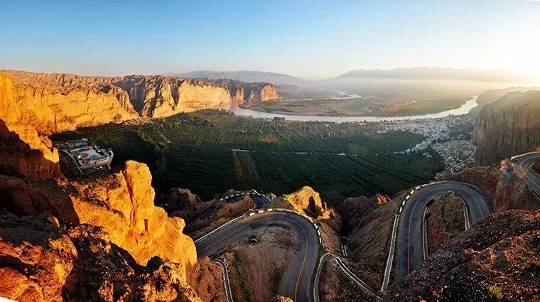 如果你够胆儿并且喜欢长板速降，6月20日的黄河石林属于你