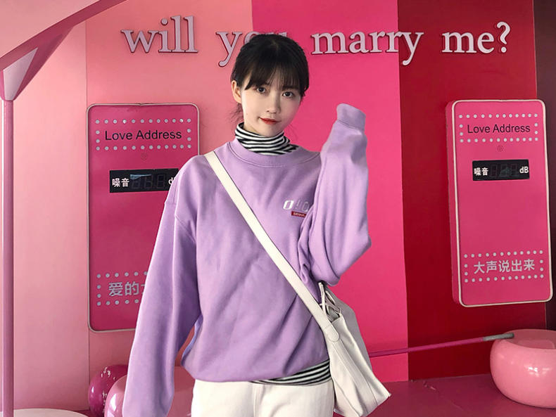 慵懒感连帽卫衣中性,秋冬简约百搭字母套头卫衣