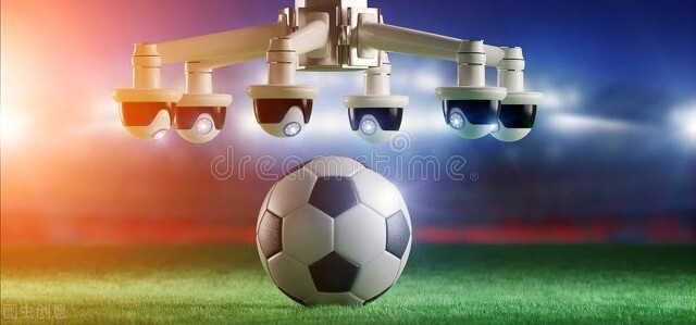 足球裁判最基本的一招,怎样才能当足球裁判