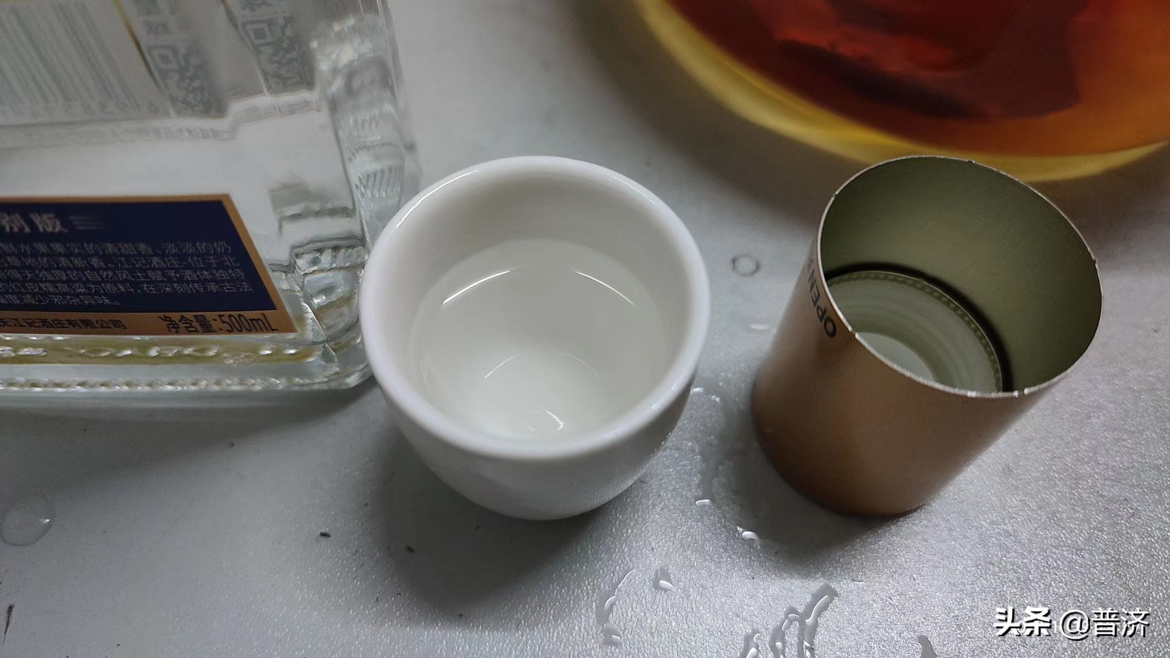 第三代江小白好喝了吗？口粮酒群里品鉴52度金盖江小白引发的争论