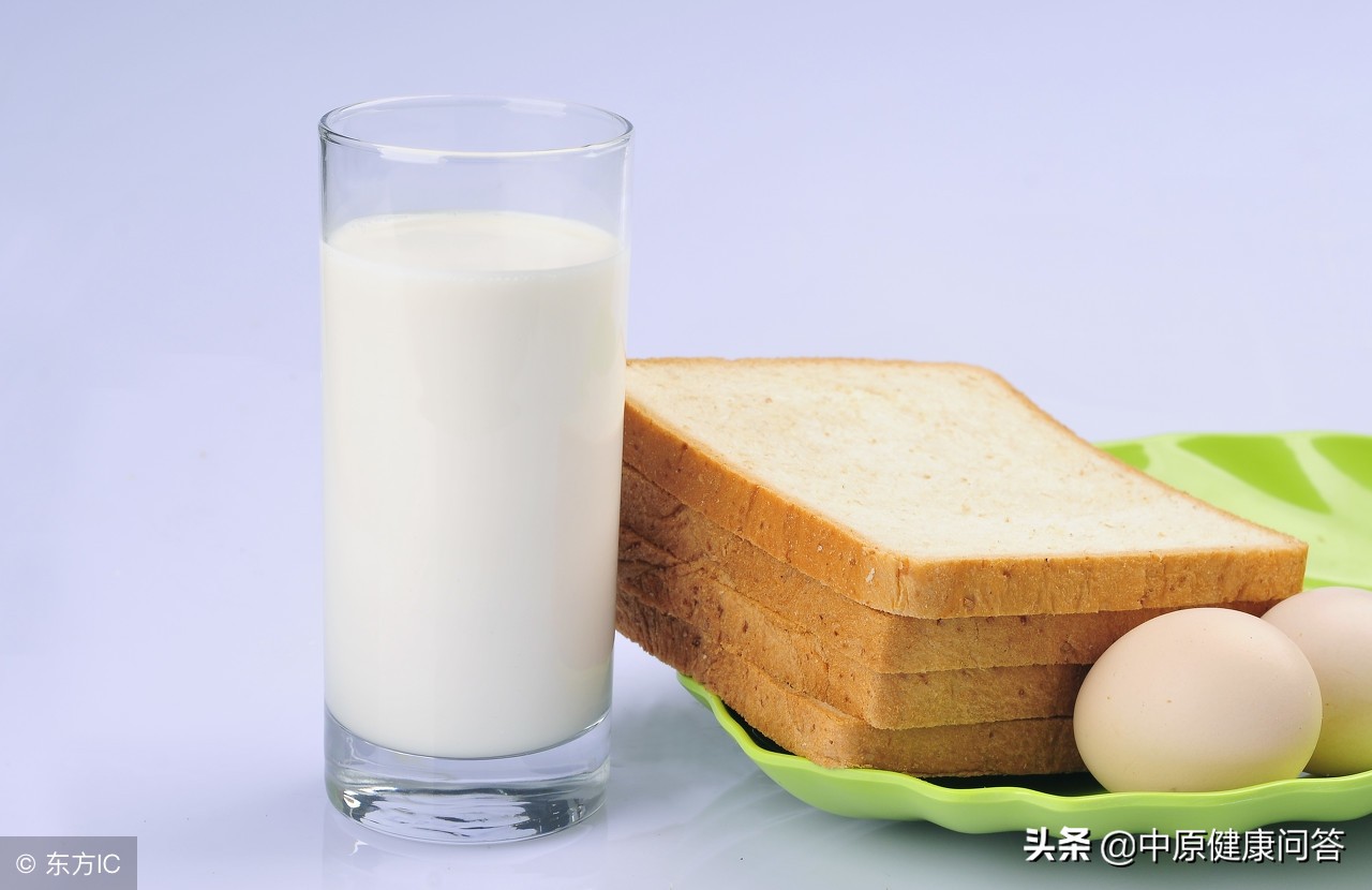 新生儿拉肚子不停的哭看急诊,刚出生的宝宝拉肚子哭怎么办