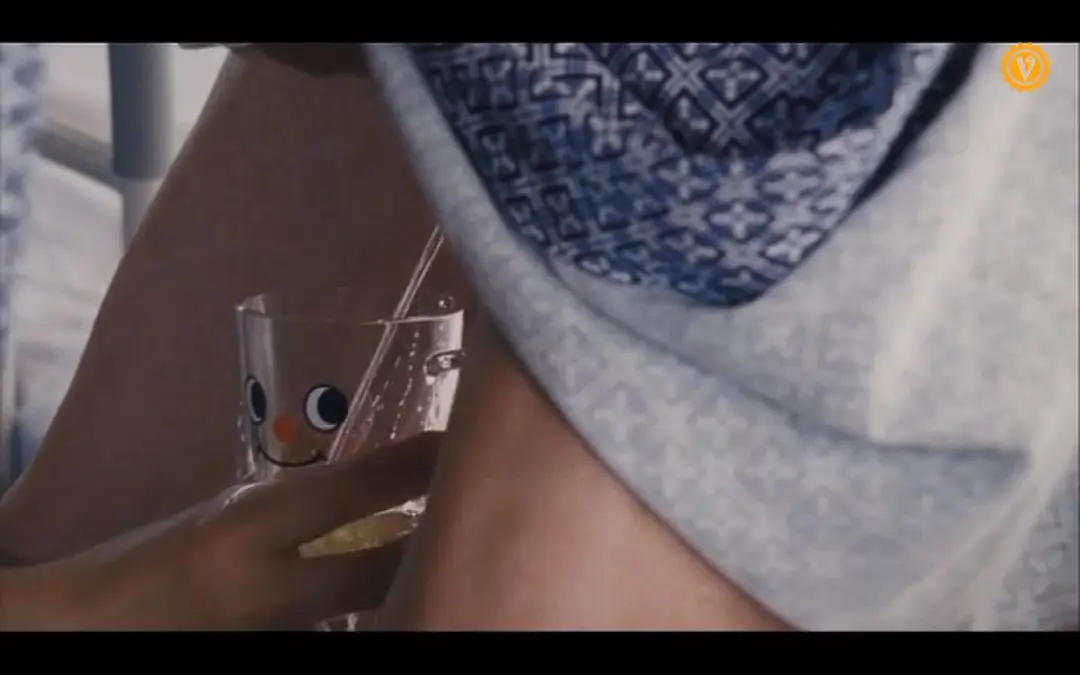 女护工入侵老人私生活，《0.5毫米》用“性空虚”揭开时代隐疾