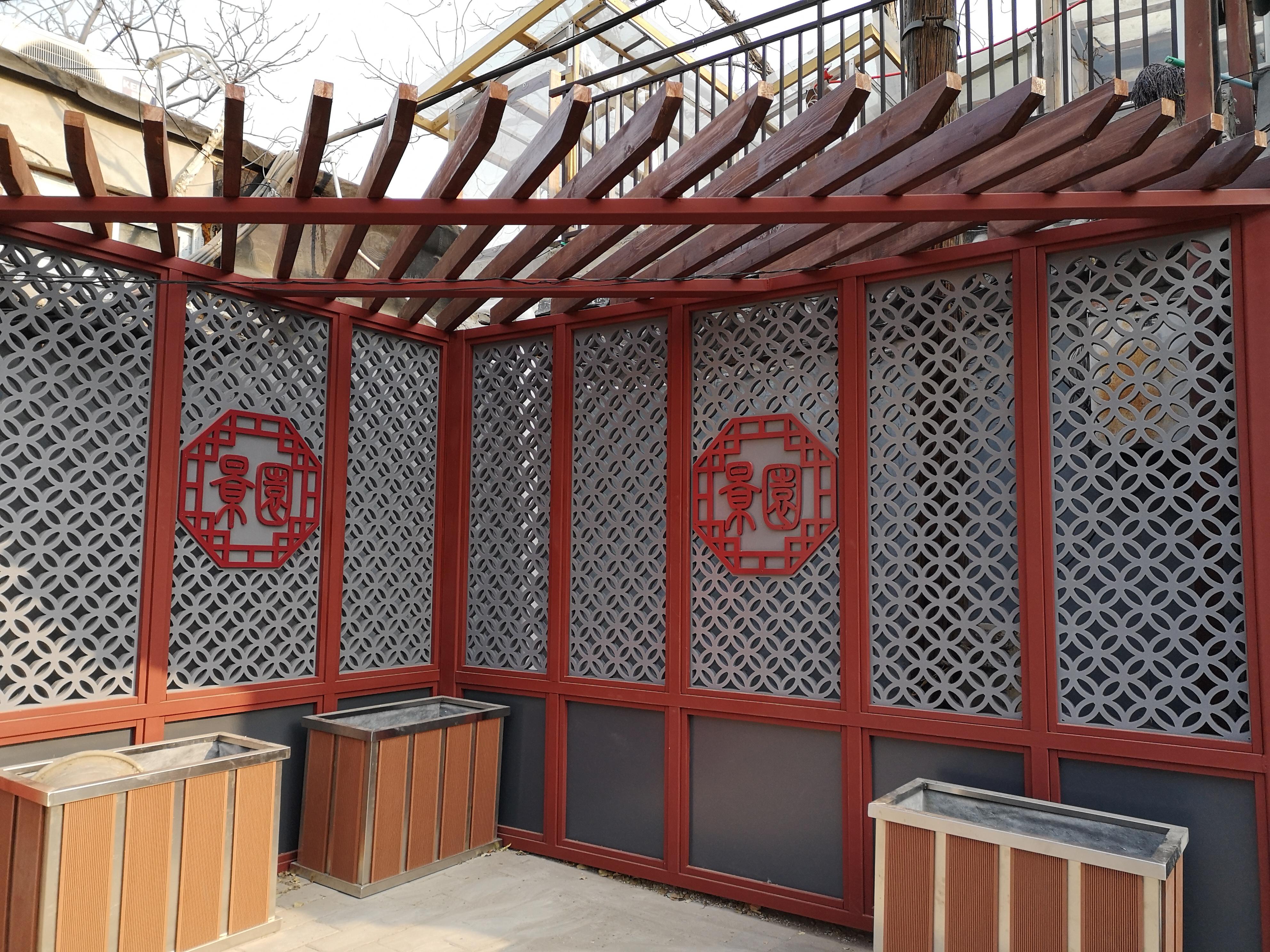 逛颐和园观十七孔桥金光穿洞,离颐和园金光穿洞奇景最近的入口