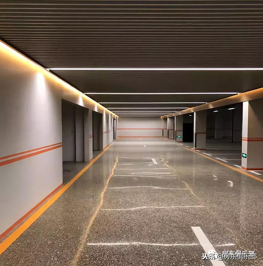 找谁说理去？永威上和院一车库200万，够买裕华满园50个屌丝车位