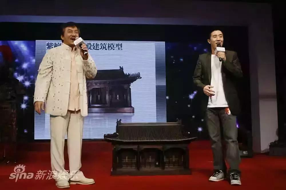 成龙收藏的紫檀,成龙的小叶紫檀值多少钱