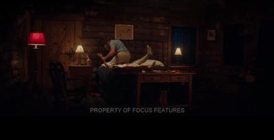 女生单独喝醉就活该被凌辱?没想到这美人,转型第一部就R级尺度