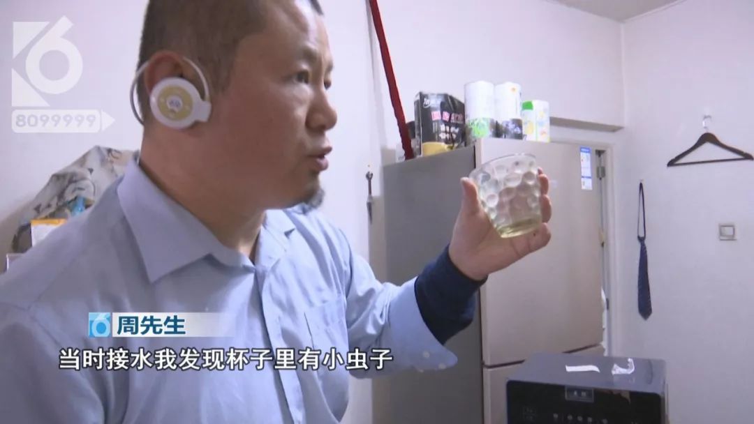 饮水机里全是蟑螂,饮水机里有蟑螂水还可以喝吗