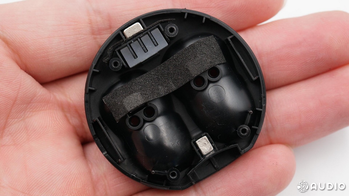 足球篮球蓝牙耳机拆解,足球款蓝牙耳机