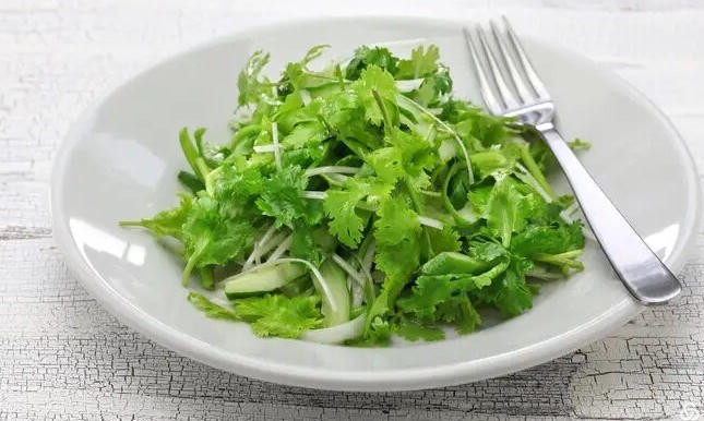 阳春三月看杨花,阳春三月看花香